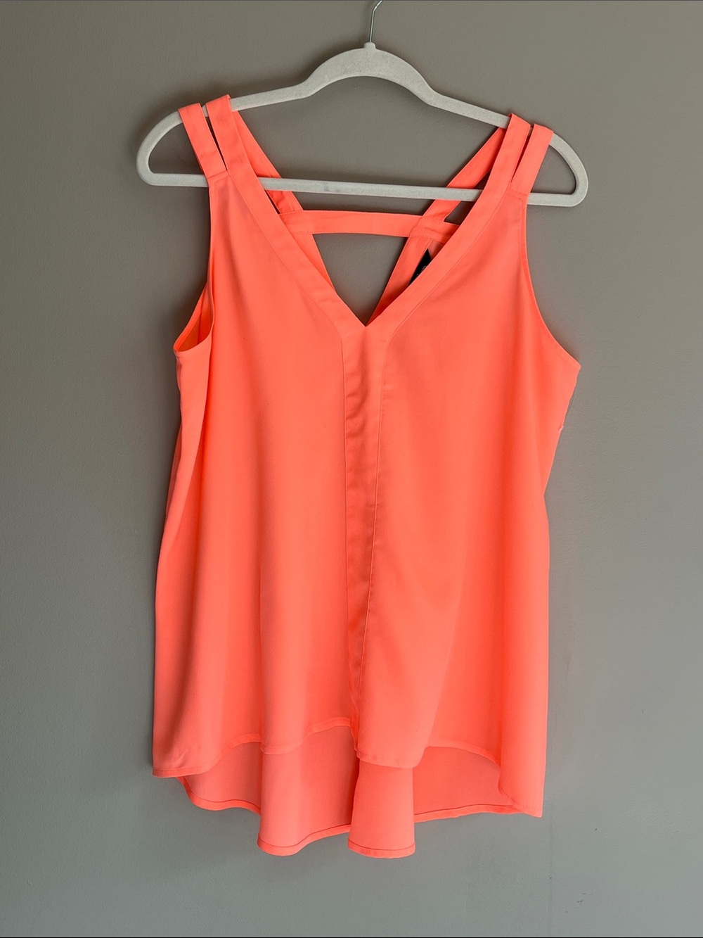 Project Runway neon orange sleeveless flowy v neck tank size large